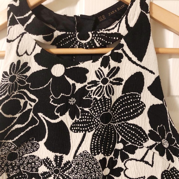 Zara Floral Patterned Dress with Cut-outs XS - Picture 3 of 5